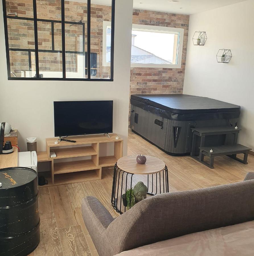 Instant Secret Bed & Breakfast Pourrieres Dış mekan fotoğraf